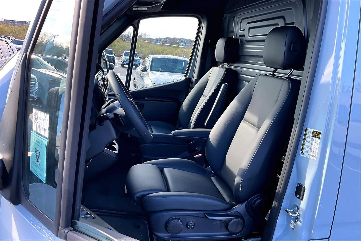 New 2026 Mercedes-Benz Sprinter 2500 image 9