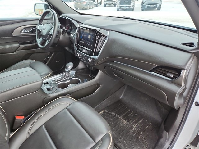 Certified 2023 Chevrolet Traverse Premier w/ Redline Edition image 30