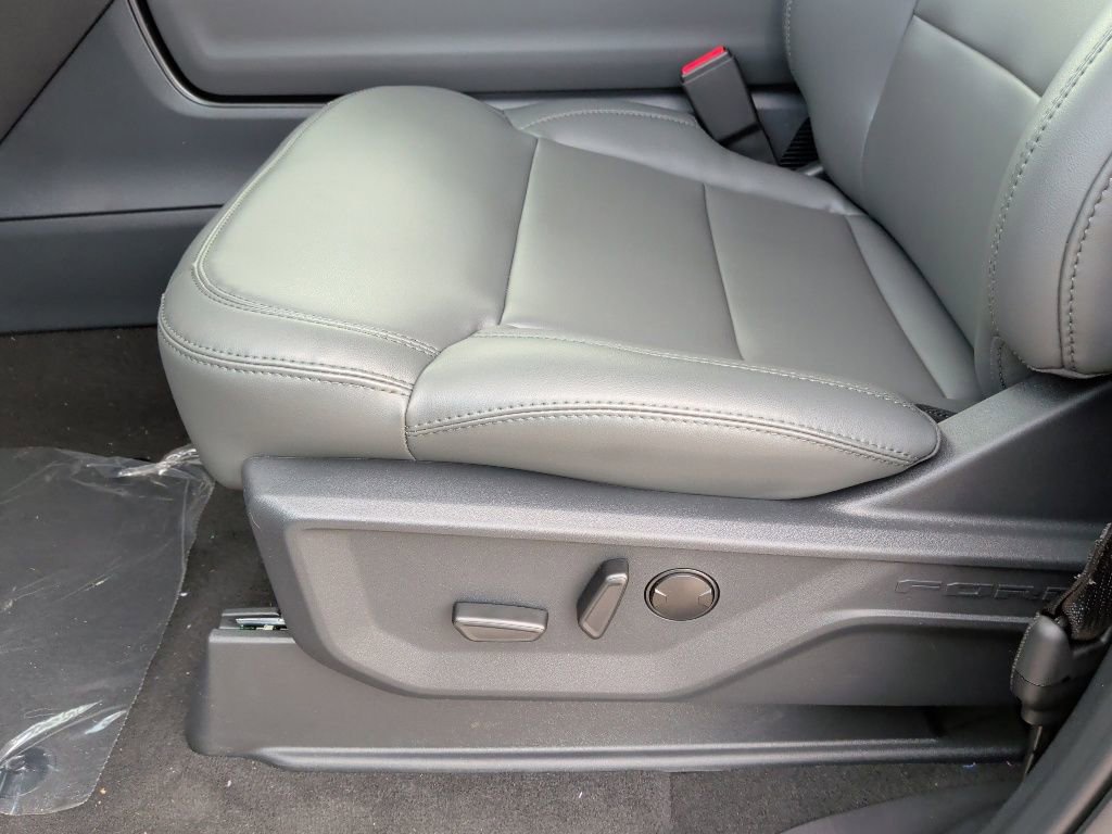 New 2026 Ford Expedition Max Active RWD image 13