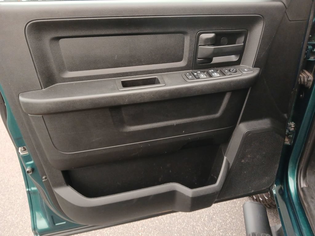 Used 2021 RAM 2500 Tradesman w/ Safety Group AWD/4WD image 13