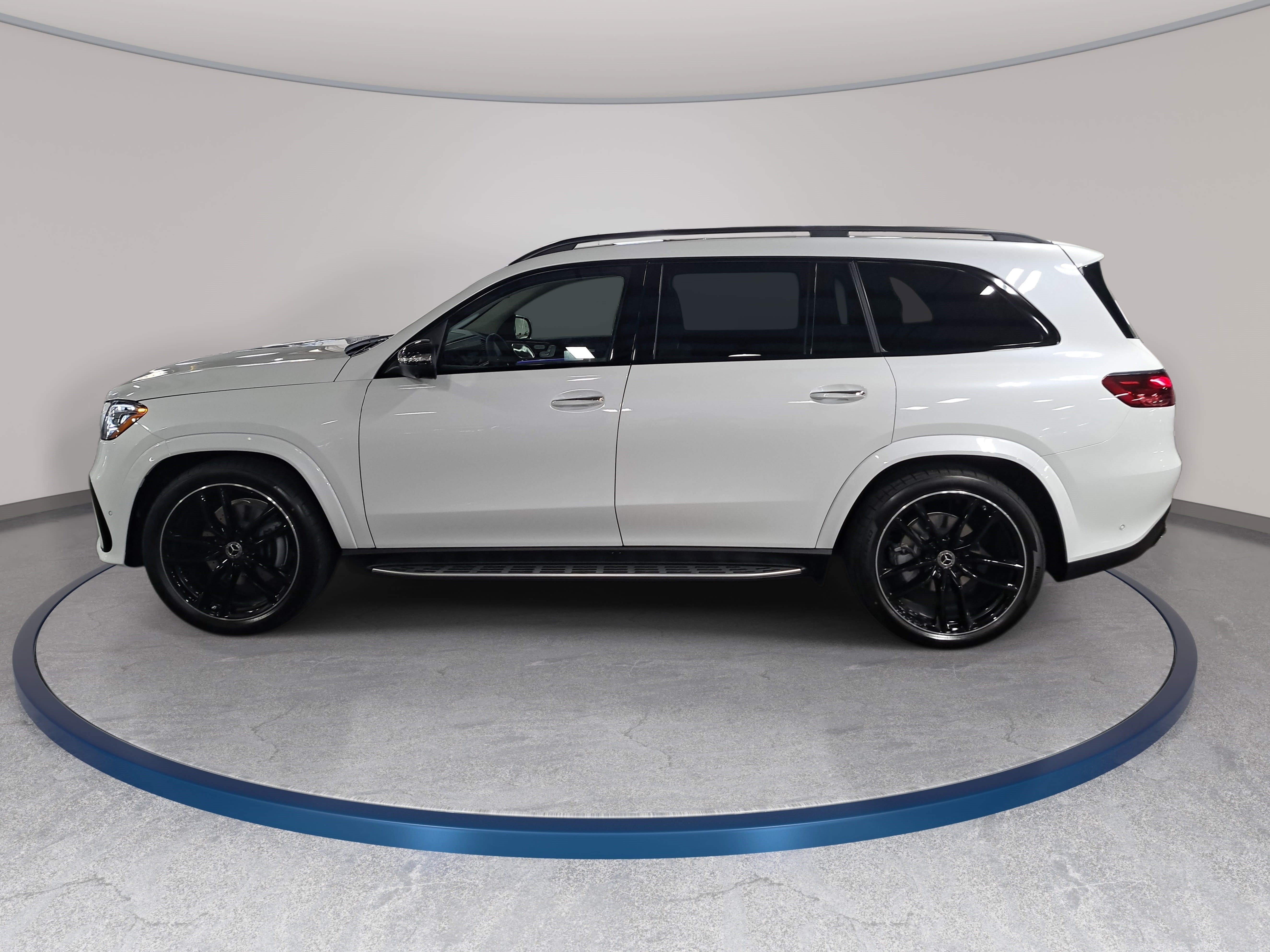 New 2026 Mercedes-Benz GLS 450 4MATIC video 1