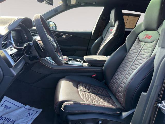 Certified 2025 Audi RS Q8 performance AWD/4WD image 9