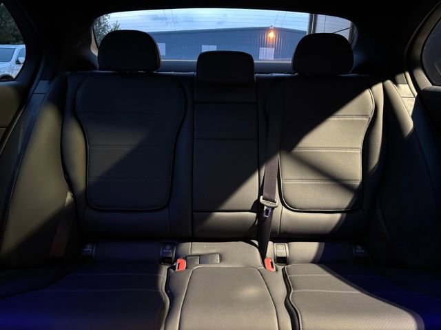 Used 2025 Mercedes-Benz C 300 4MATIC Sedan image 44