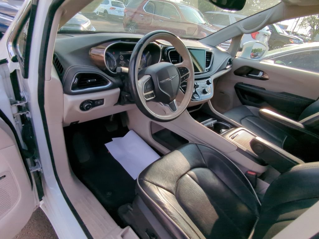 Used 2021 Chrysler Pacifica Limited w/ Premium & Safety Sphere Group AWD/4WD image 7