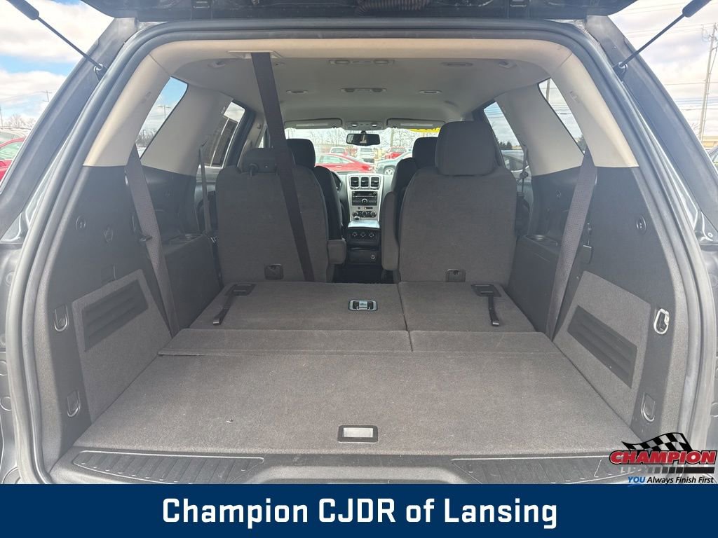 Used 2011 GMC Acadia SLE image 14