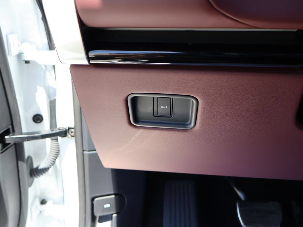 Used 2023 Land Rover Range Rover SE AWD/4WD image 34