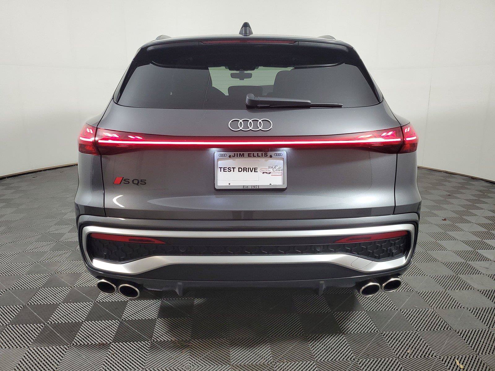 New 2026 Audi SQ5 Prestige AWD/4WD image 5