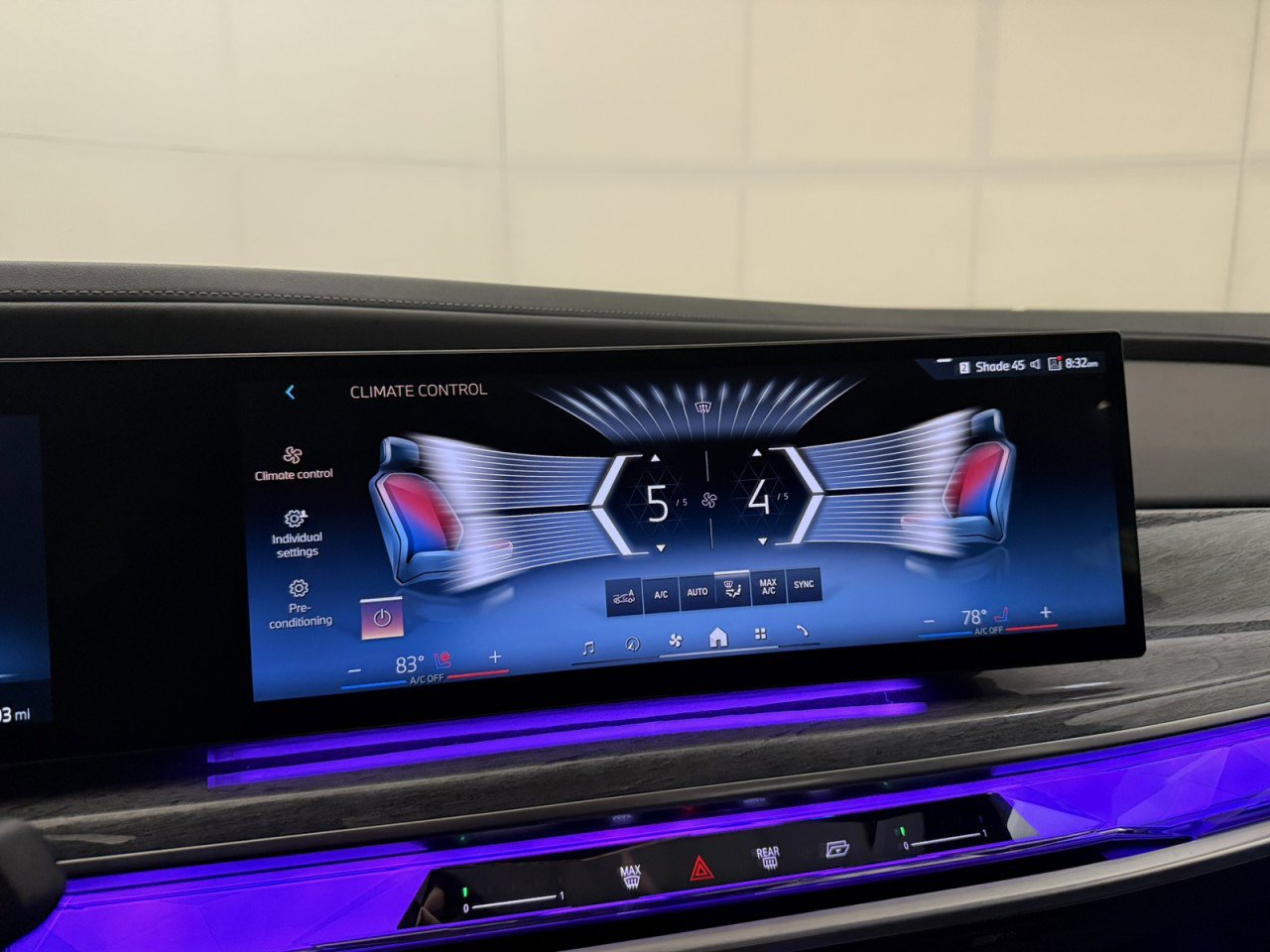 Used 2023 BMW i7 xDrive60 image 28