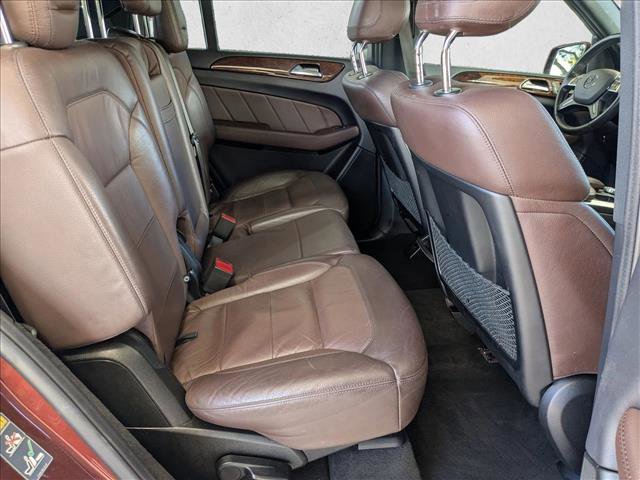 Used 2015 Mercedes-Benz GL 450 4MATIC image 18
