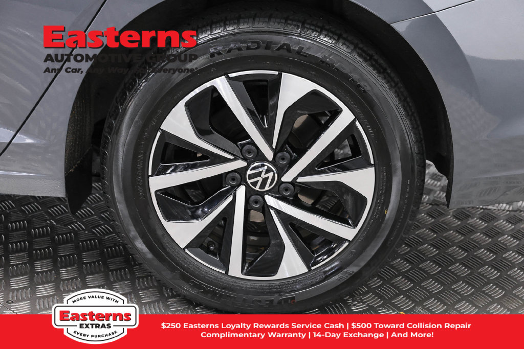 Used 2025 Volkswagen Jetta S FWD image 32