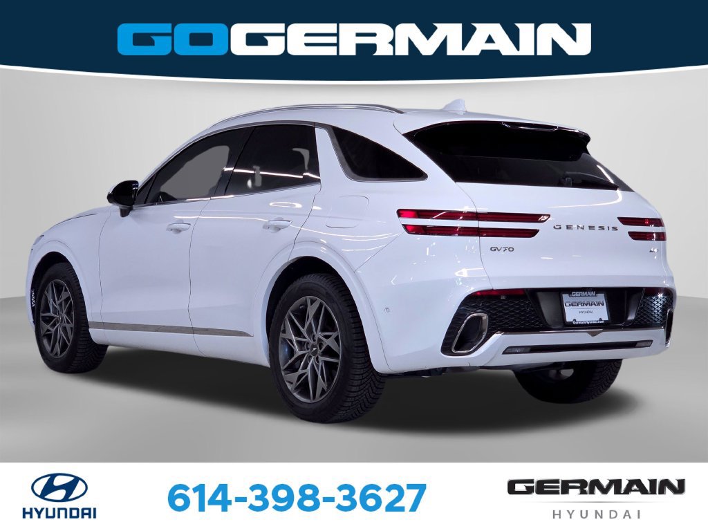 Used 2023 Genesis GV70 2.5T w/ Advanced Package AWD/4WD image 10