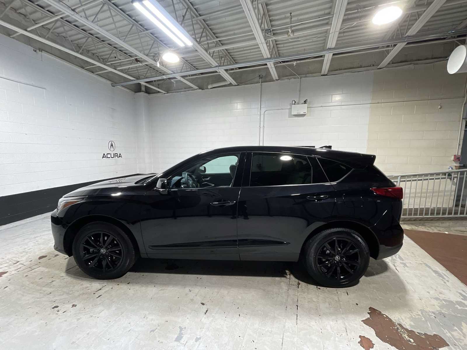 Certified 2026 Acura RDX SH-AWD image 3