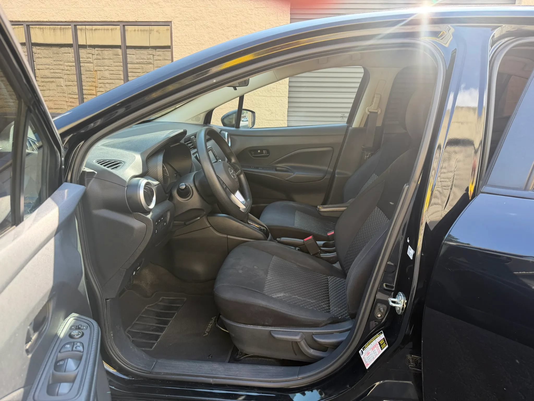 Used 2021 Nissan Versa S FWD image 21