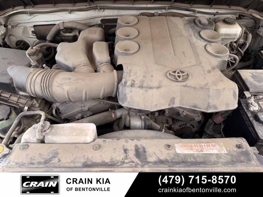 Used 2010 Toyota FJ Cruiser 4WD image 32