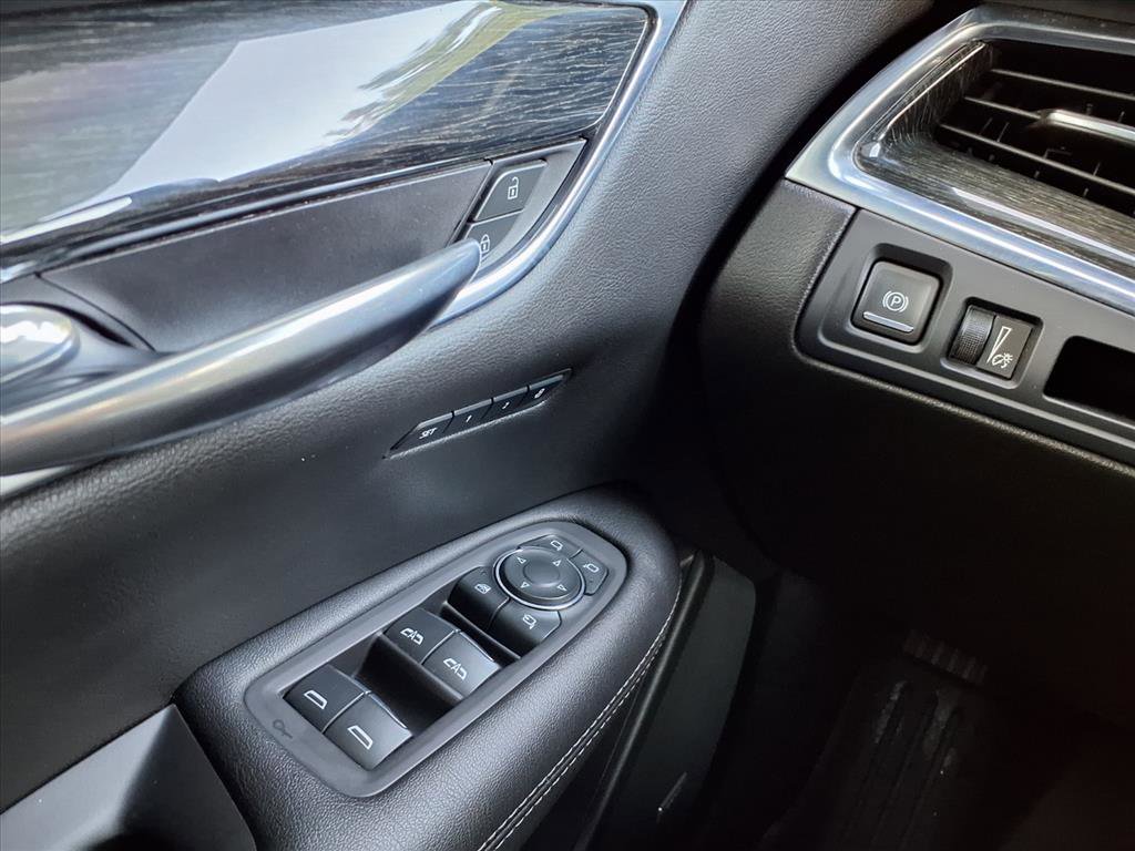 Used 2020 Cadillac XT5 Premium Luxury image 22