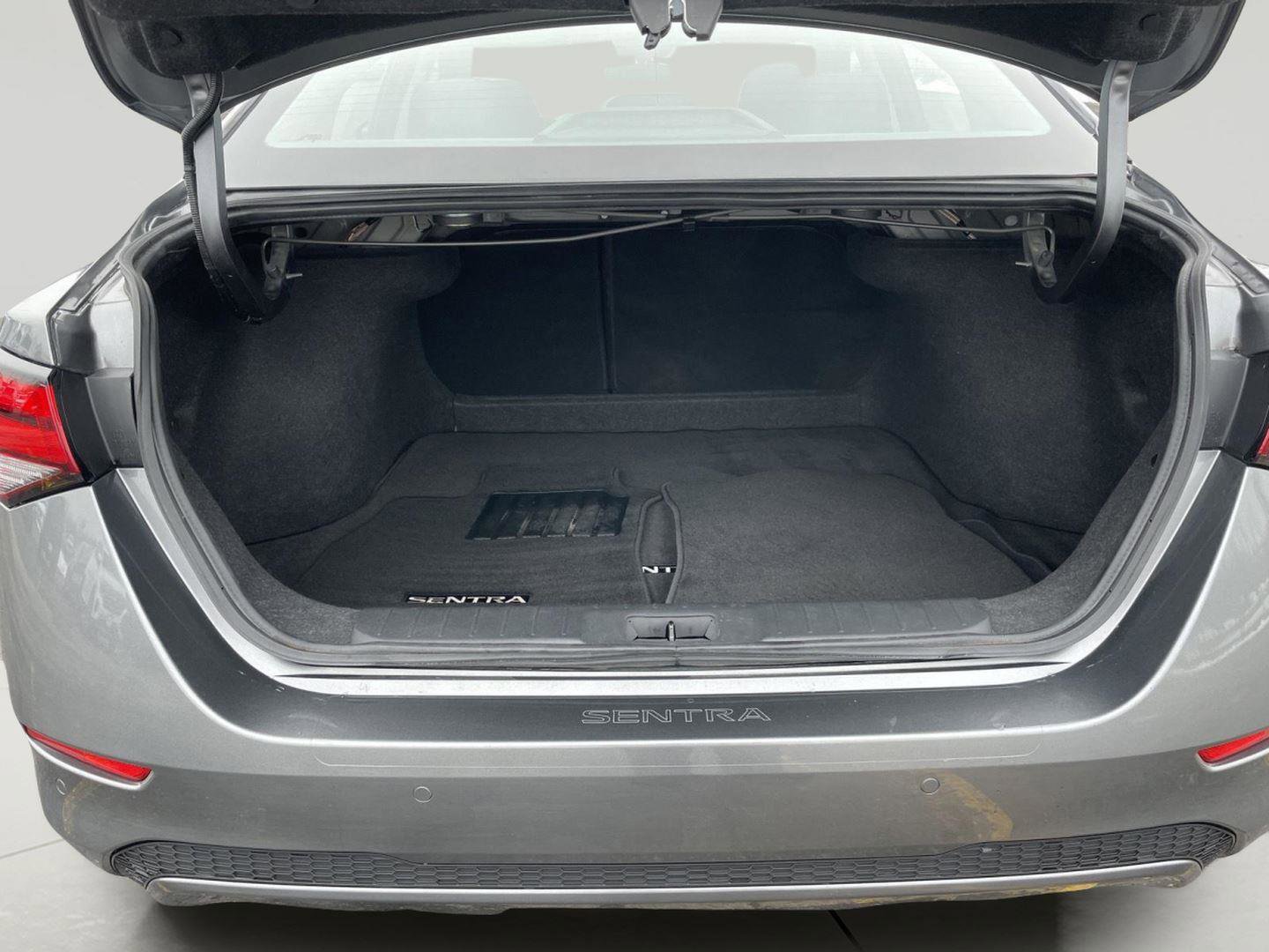 Used 2024 Nissan Sentra SV w/ All-Weather Package image 9