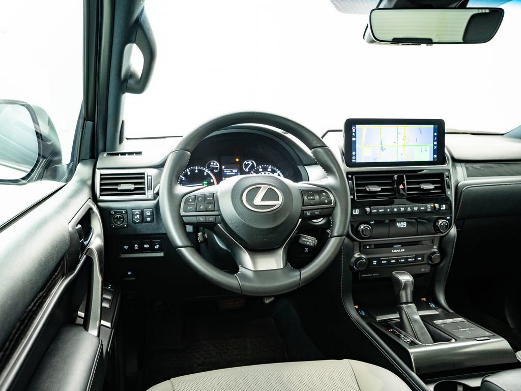 Certified 2023 Lexus GX 460 w/ Black Line Special Edition AWD/4WD image 4
