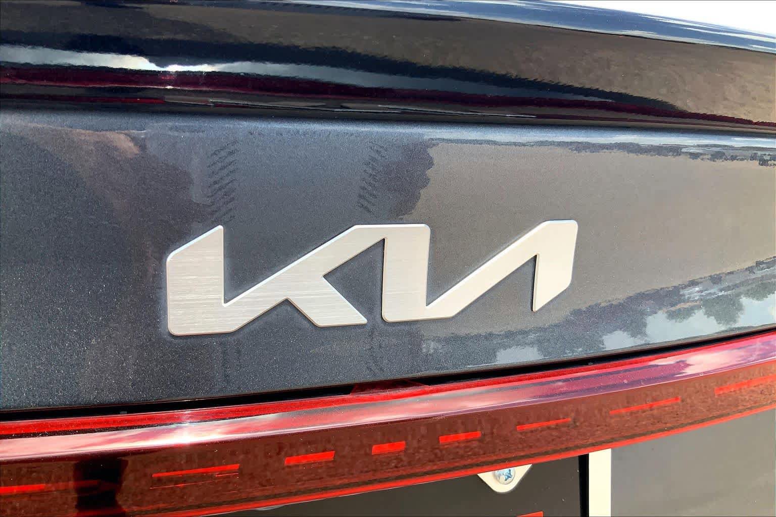 Certified 2023 Kia Forte LXS w/ LXS Technology Package FWD image 31