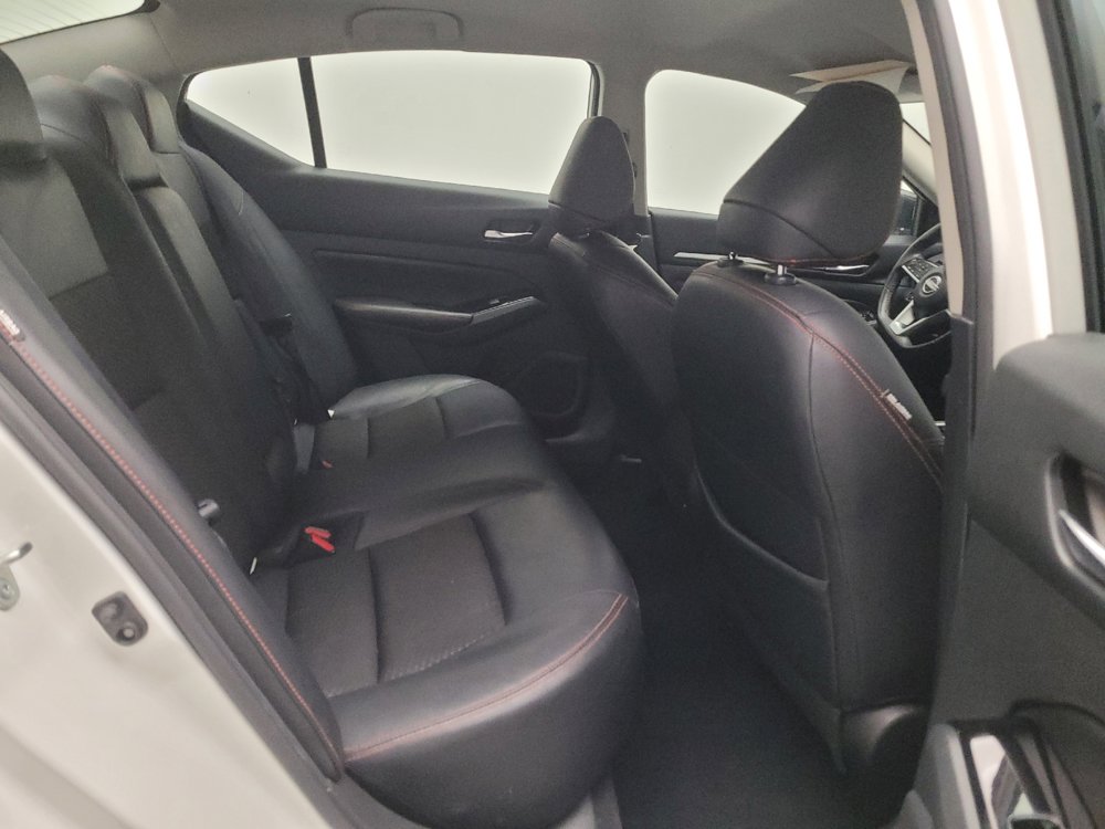 Used 2024 Nissan Altima 2.5 SR FWD image 19