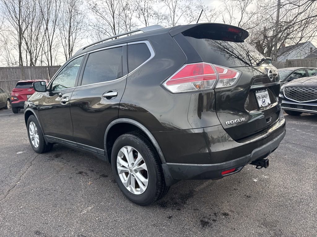 Used 2015 Nissan Rogue SV image 6