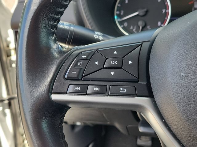 Used 2022 Nissan Sentra SV FWD image 24