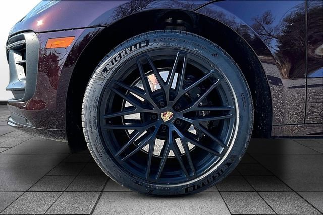 Used 2024 Porsche Macan GTS image 4