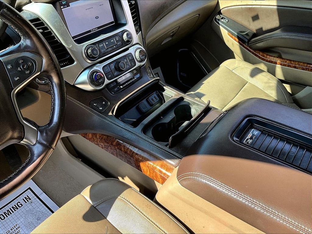 Used 2020 Chevrolet Suburban Premier image 13