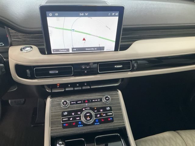 Used 2020 Lincoln Aviator Black Label w/ Class IV Trailer Tow Package AWD/4WD image 14