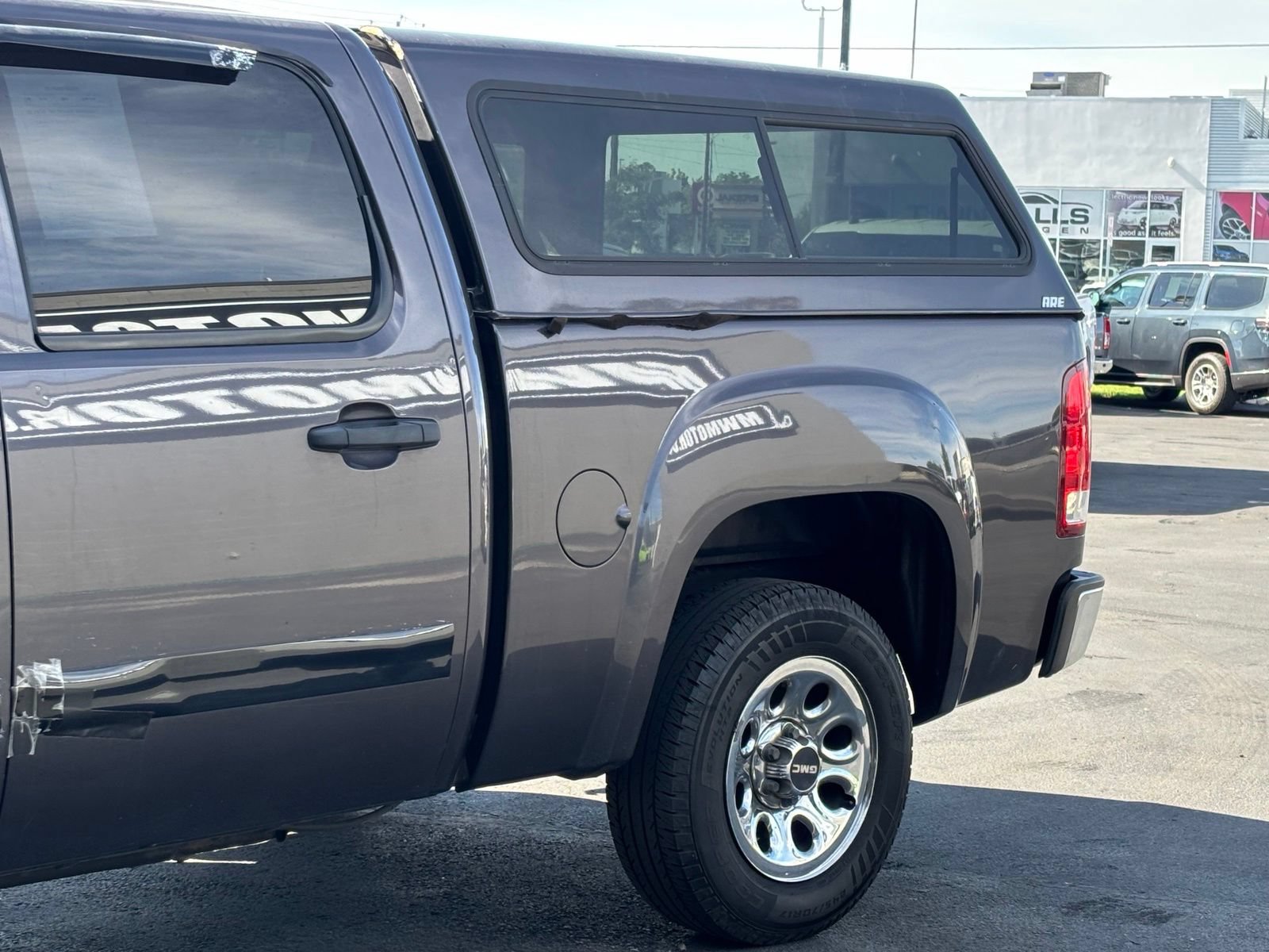 Used 2010 GMC Sierra 1500 SL RWD image 7