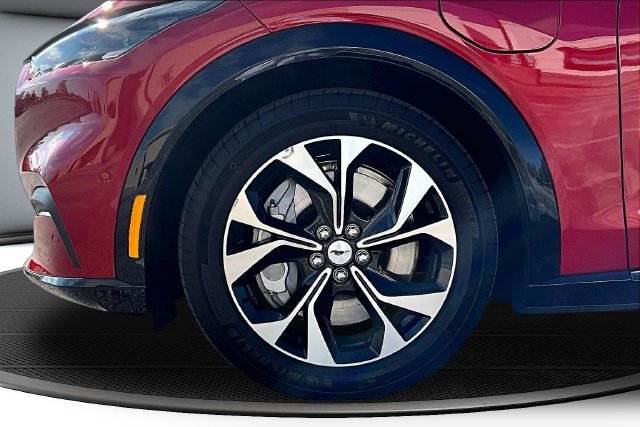 Used 2021 Ford Mustang Mach-E Premium AWD/4WD image 34