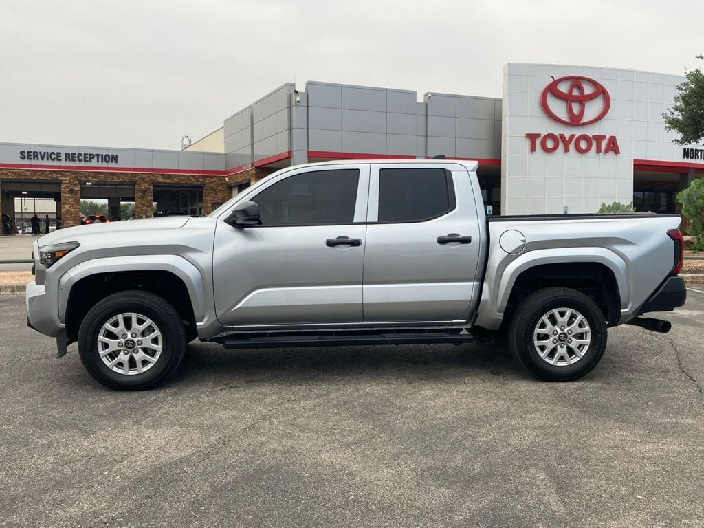 Certified 2025 Toyota Tacoma SR RWD image 8