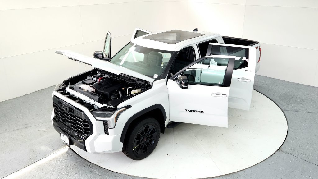 Used 2024 Toyota Tundra Limited w/ TRD Off-Road Package AWD/4WD image 18