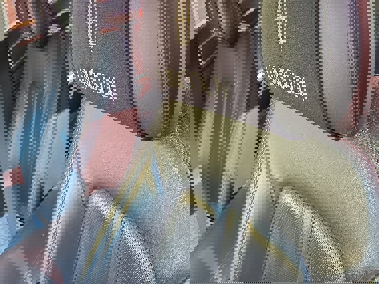 Used 2014 Lincoln MKZ Hybrid w/ Equipment Group 202A Reserve image 16