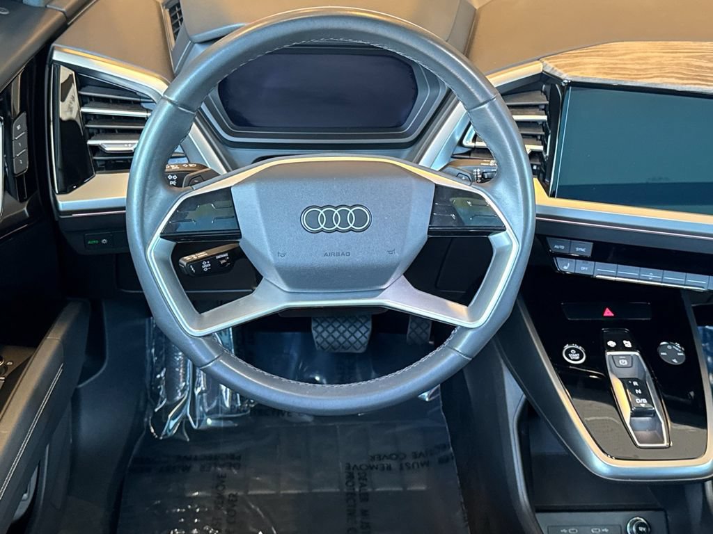 Used 2023 Audi Q4 e-tron Premium Plus w/ Premium Plus RWD image 18