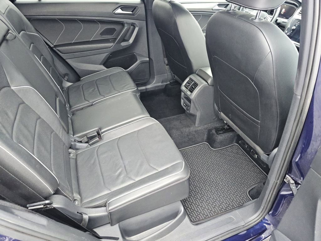 Used 2022 Volkswagen Tiguan SEL R-Line image 5