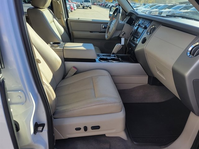 Used 2013 Ford Expedition EL Limited image 3