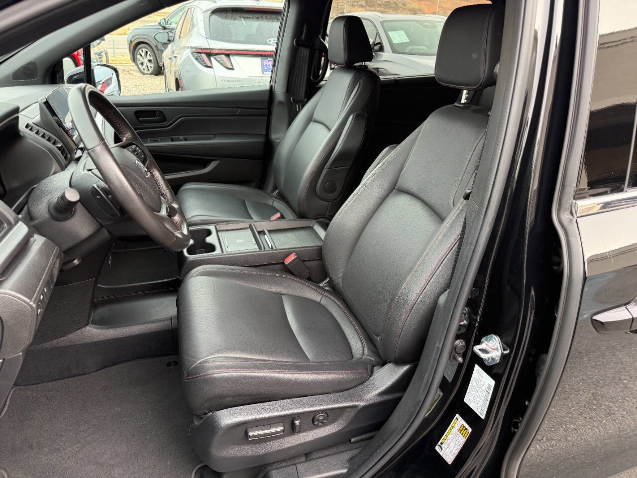 Used 2025 Honda Odyssey Sport-L image 3