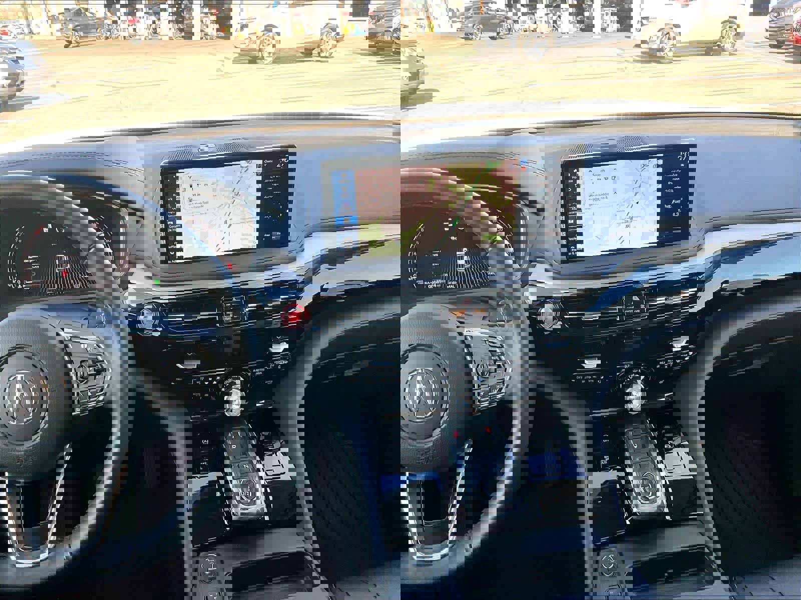 Used 2025 Acura MDX FWD w/ Technology Package image 9