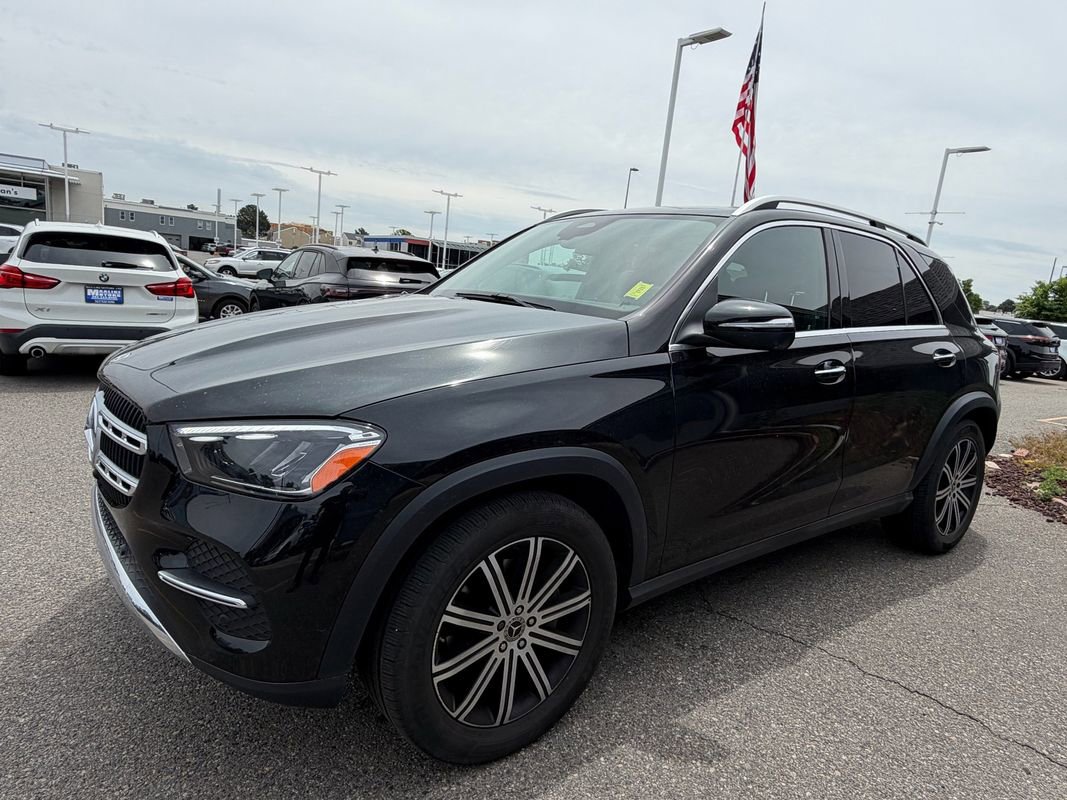 Used 2025 Mercedes-Benz GLE 350 4MATIC image 3