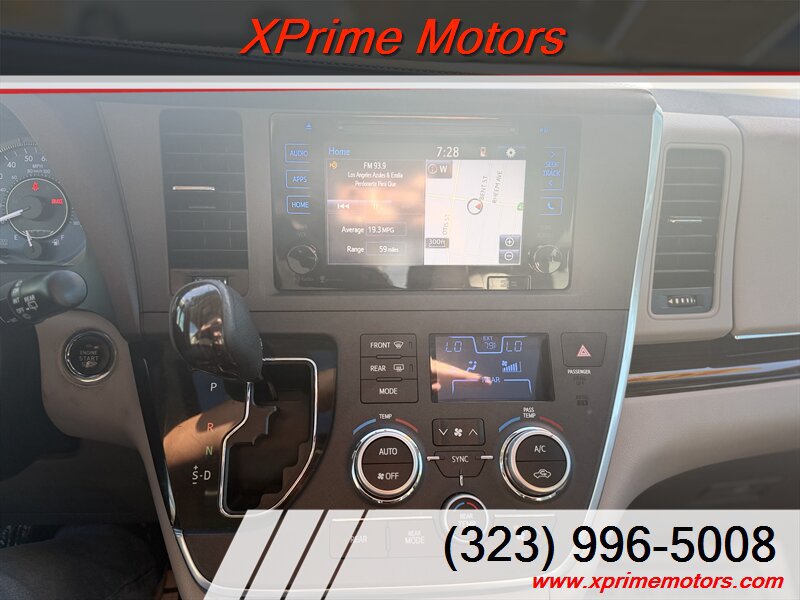 Used 2015 Toyota Sienna XLE w/ XLE Navigation Package FWD image 26