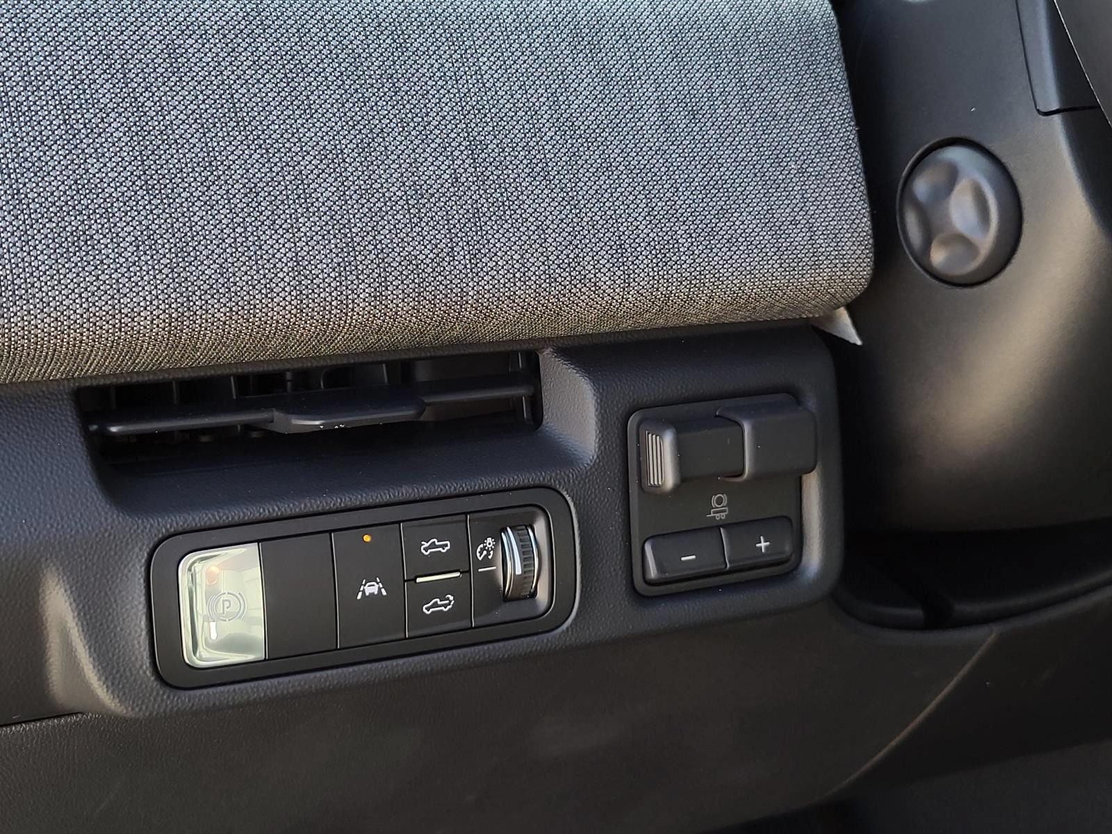 New 2026 GMC Sierra EV Elevation w/ Premium Package AWD/4WD image 8