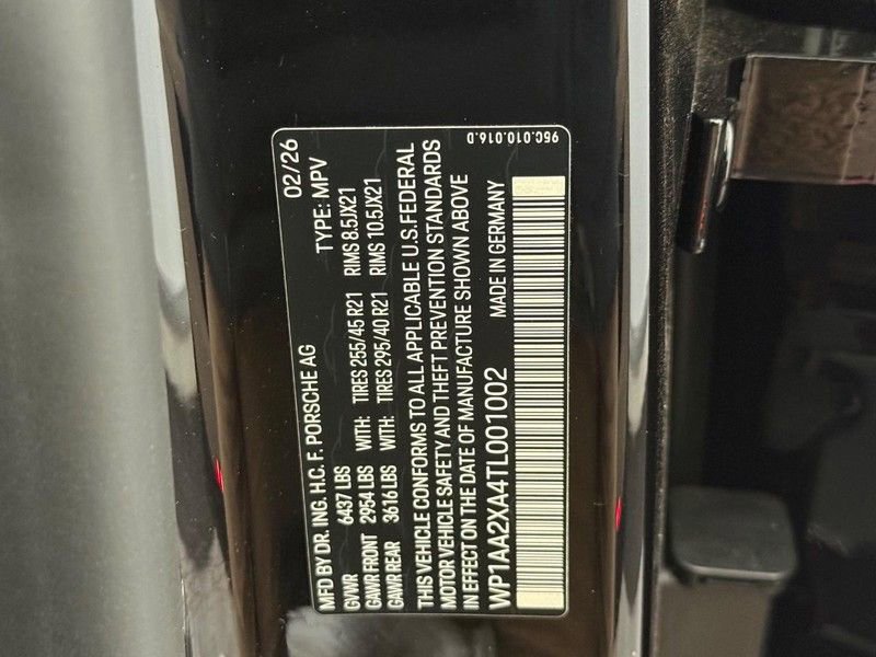 New 2026 Porsche Macan 4 Electric AWD/4WD image 25