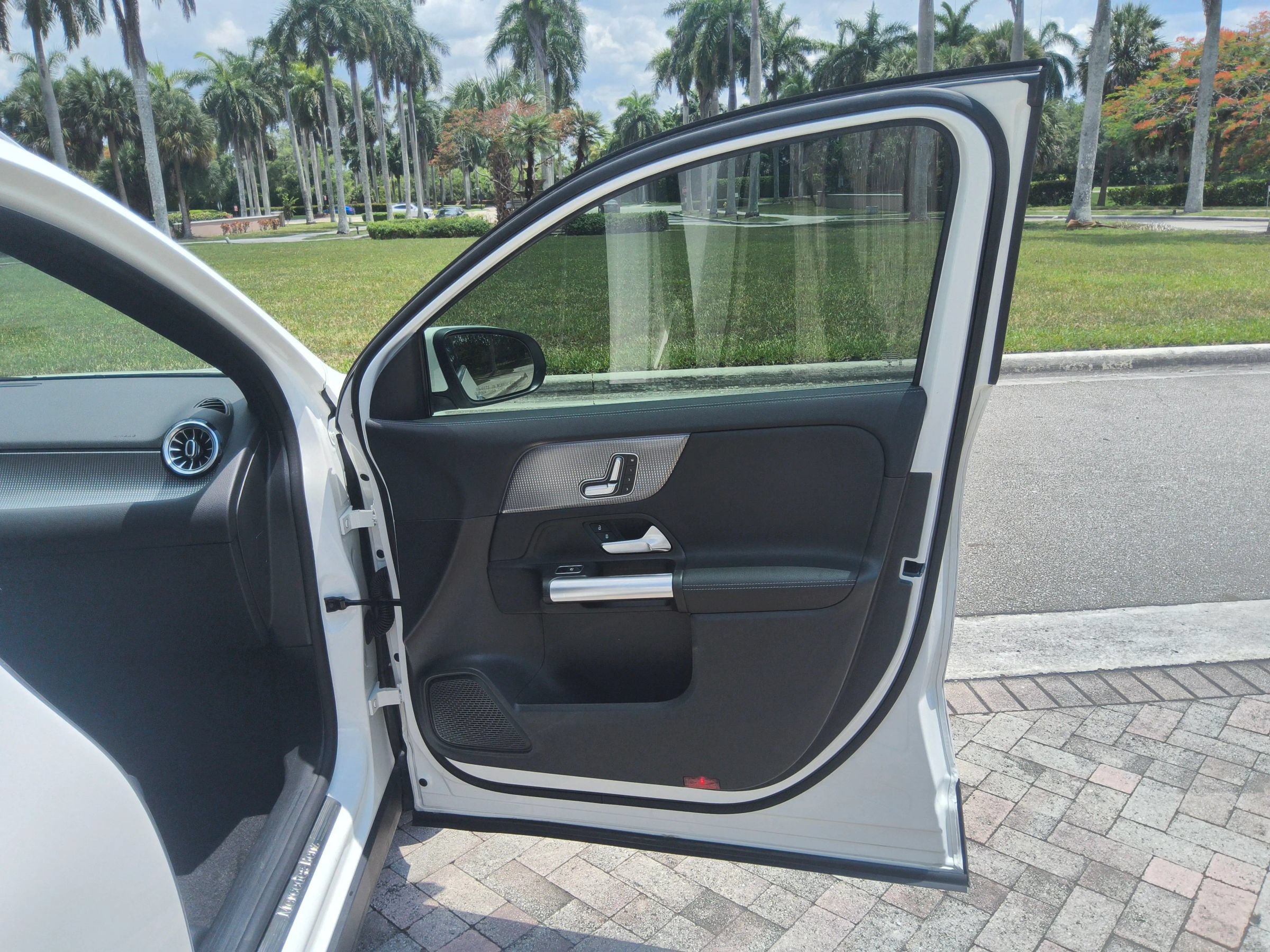 Used 2021 Mercedes-Benz GLA 250 image 34