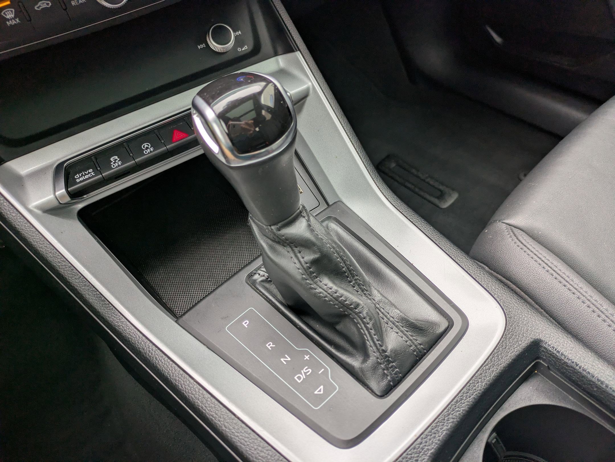 Used 2021 Audi Q3 2.0T Premium image 26