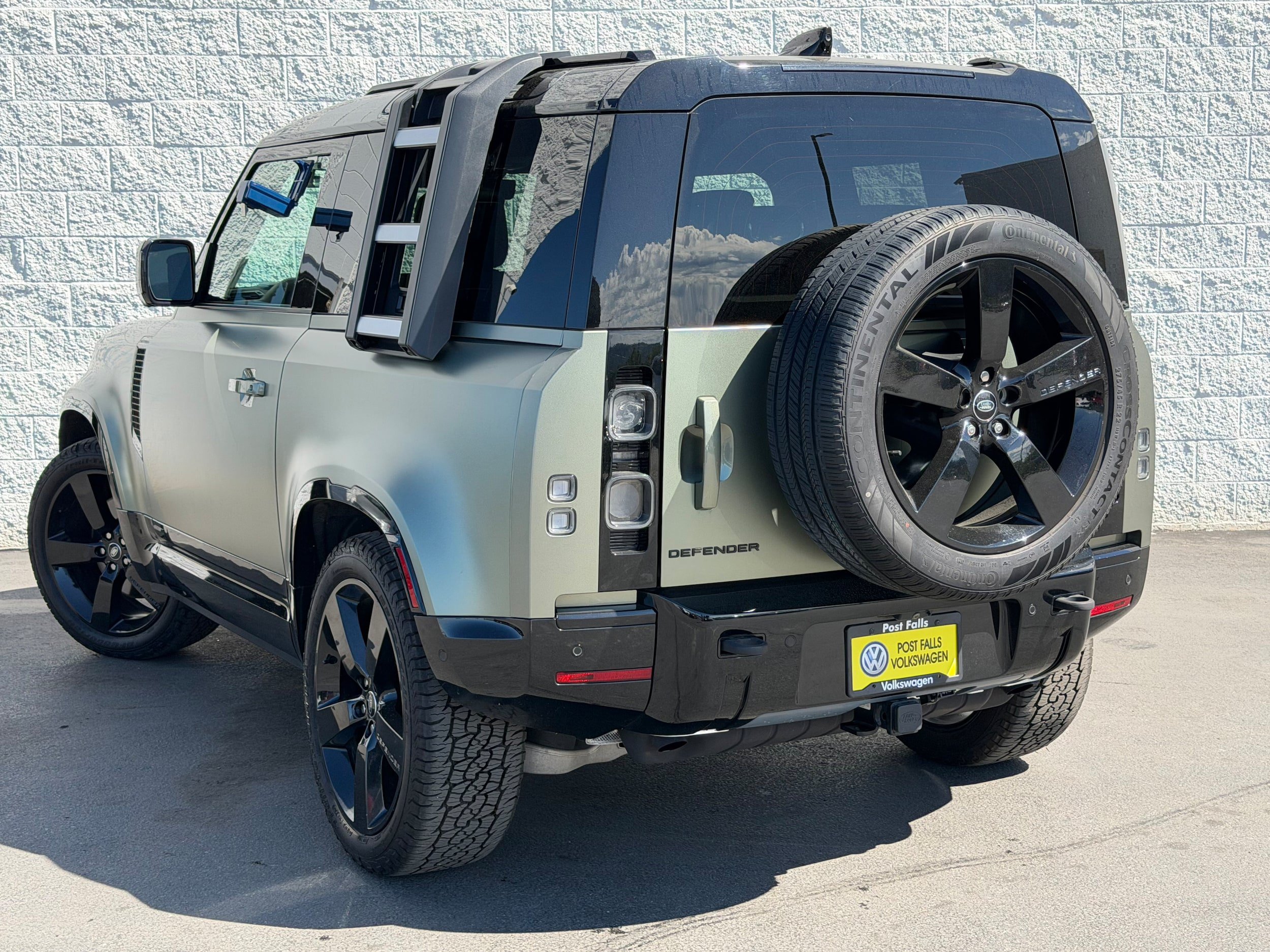 Used 2022 Land Rover Defender 90 X AWD/4WD image 5