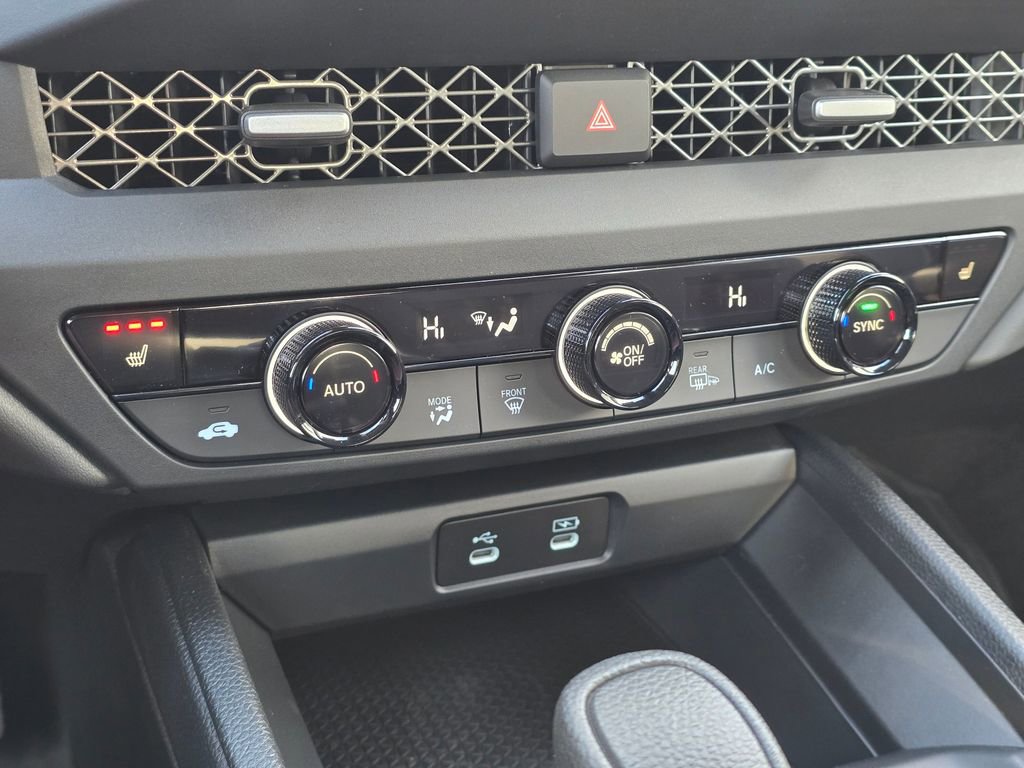 Used 2025 Honda Accord SE image 19