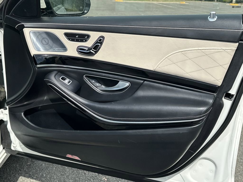Used 2020 Mercedes-Benz S 560 4MATIC Sedan image 14