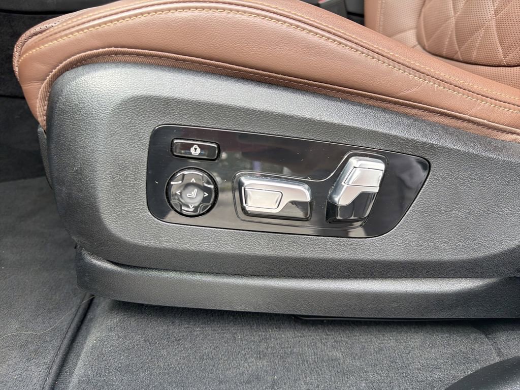 Used 2025 BMW X5 xDrive40i AWD/4WD image 13