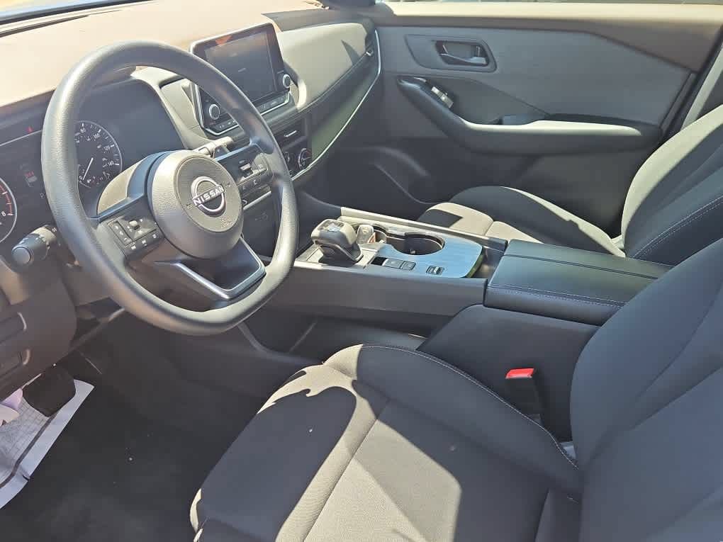 Used 2023 Nissan Rogue S FWD image 14