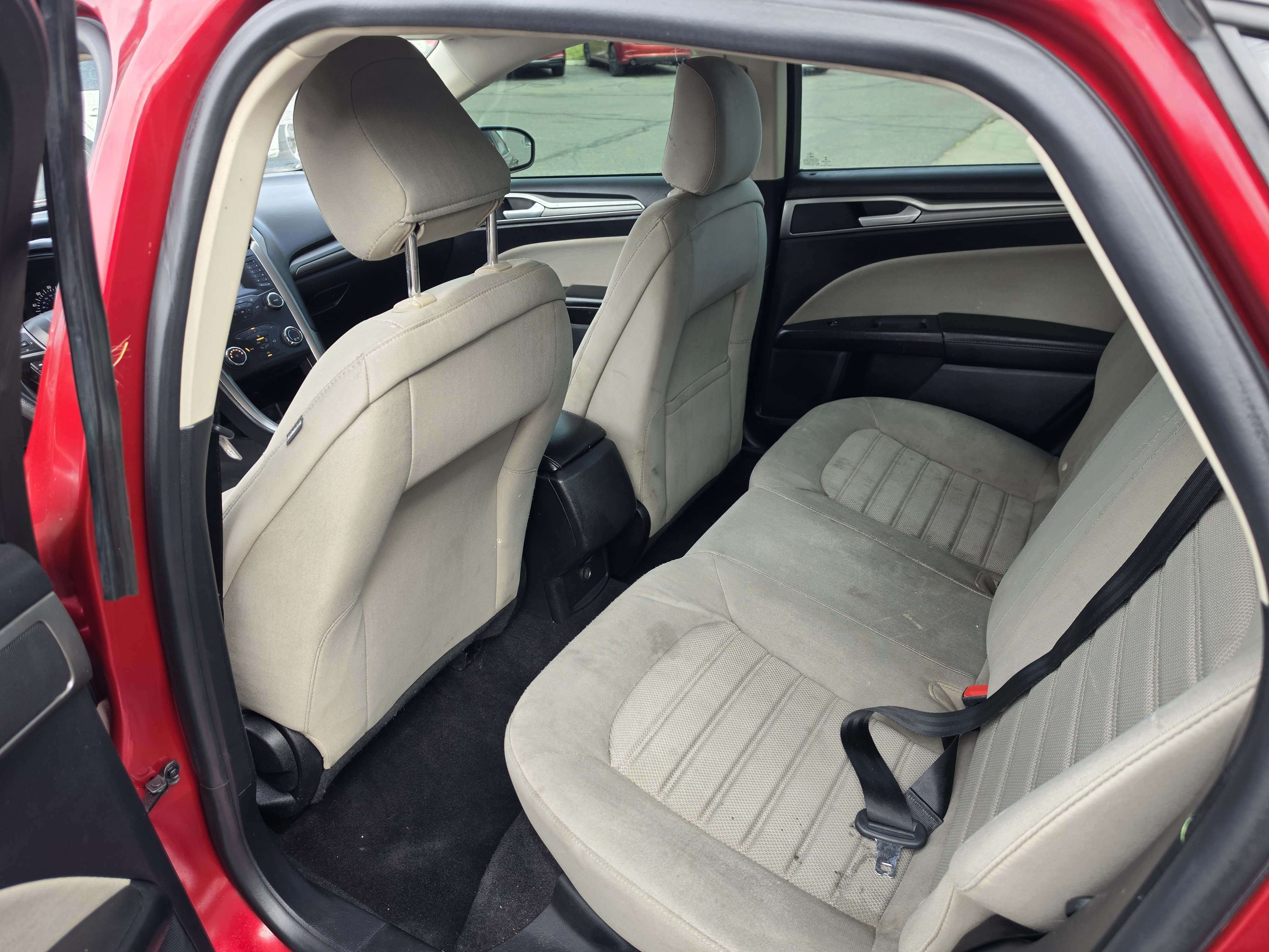 Used 2020 Ford Fusion S FWD image 18